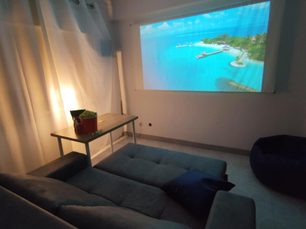 The Whale Beach House アトウギア・ダ・バレイア エクステリア 写真